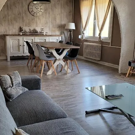 Maison Familiale A Holiday home Haybes